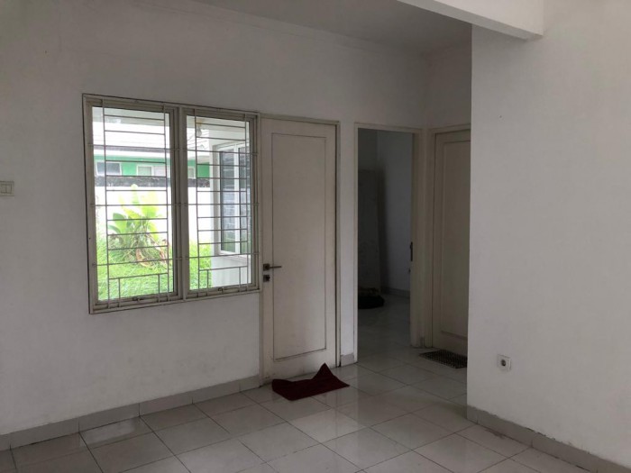 Rumah disewakan di Ivory Garden Lippo Cikarang 